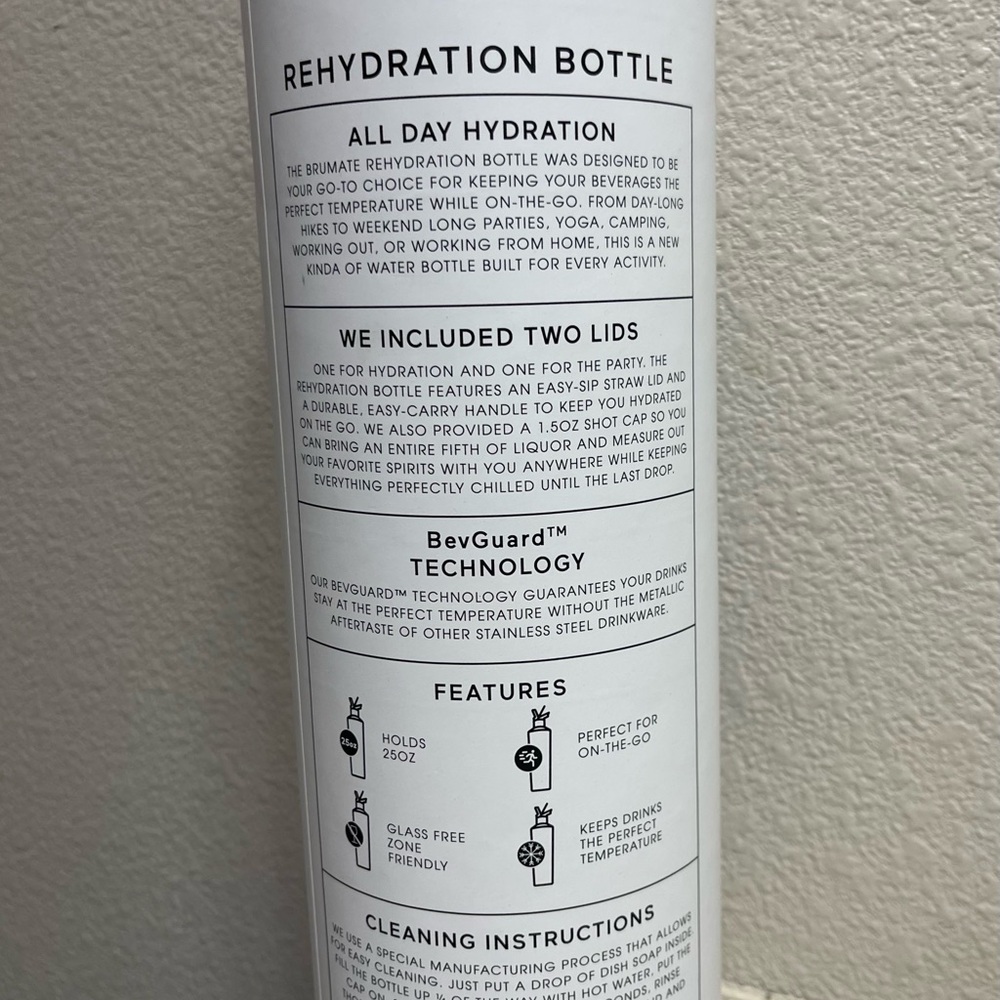 NEW - BRUMATE Water Bottle 25oz with Dual Lids - Picture 2 of 5